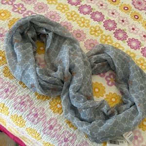 Orangetheory Infinity Splat Scarf Grey NEW